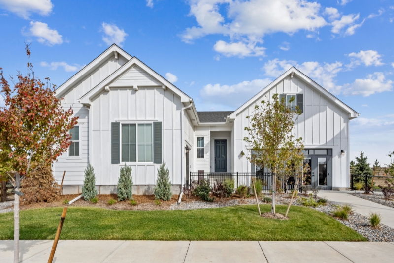 Richmond American Pinecrest Exterior Barefoot Lakes Firestone Colorado Homefinder